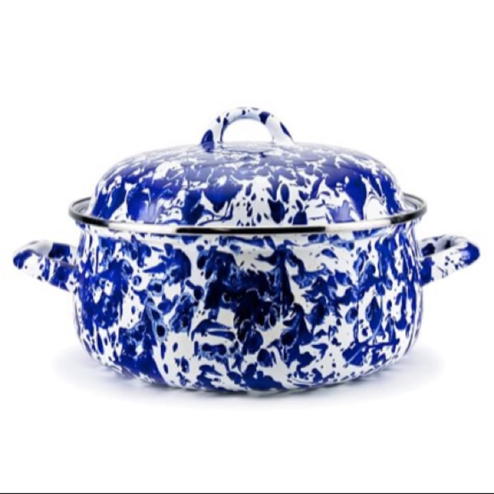 4 quart Blue and white enamel dutch oven